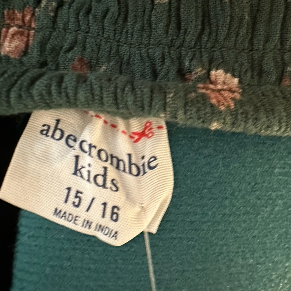 🌟 NWT! Abercrombie Kids Floral Midi Dress - Picture 4 of 4